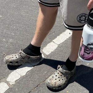 CROCS MEN CAMO 13 Camouflage Clog Sandals BODYBUILDING BODYBUILDER SAUNA GYM SPA